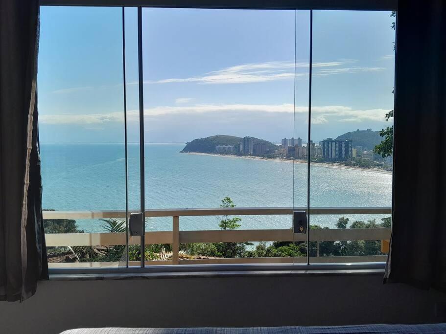 Por De Sol No Mar Da Cama Villa Caraguatatuba Exterior foto