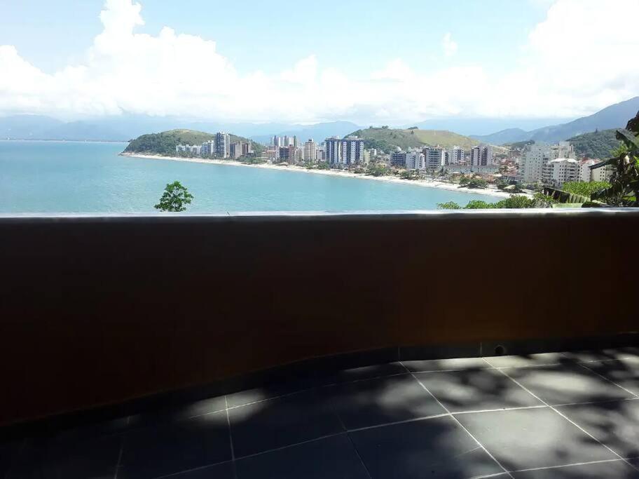 Por De Sol No Mar Da Cama Villa Caraguatatuba Exterior foto